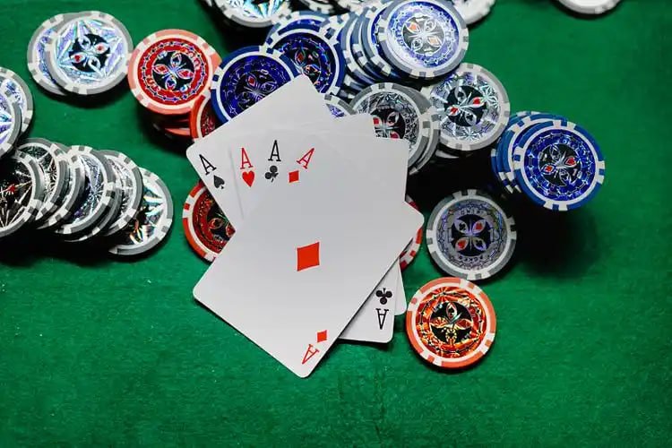 Panel laut yang rapi untuk pengguna mobile